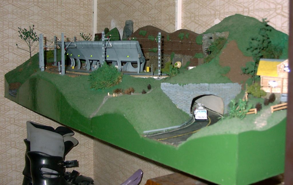 1002x625 pixels (116K)